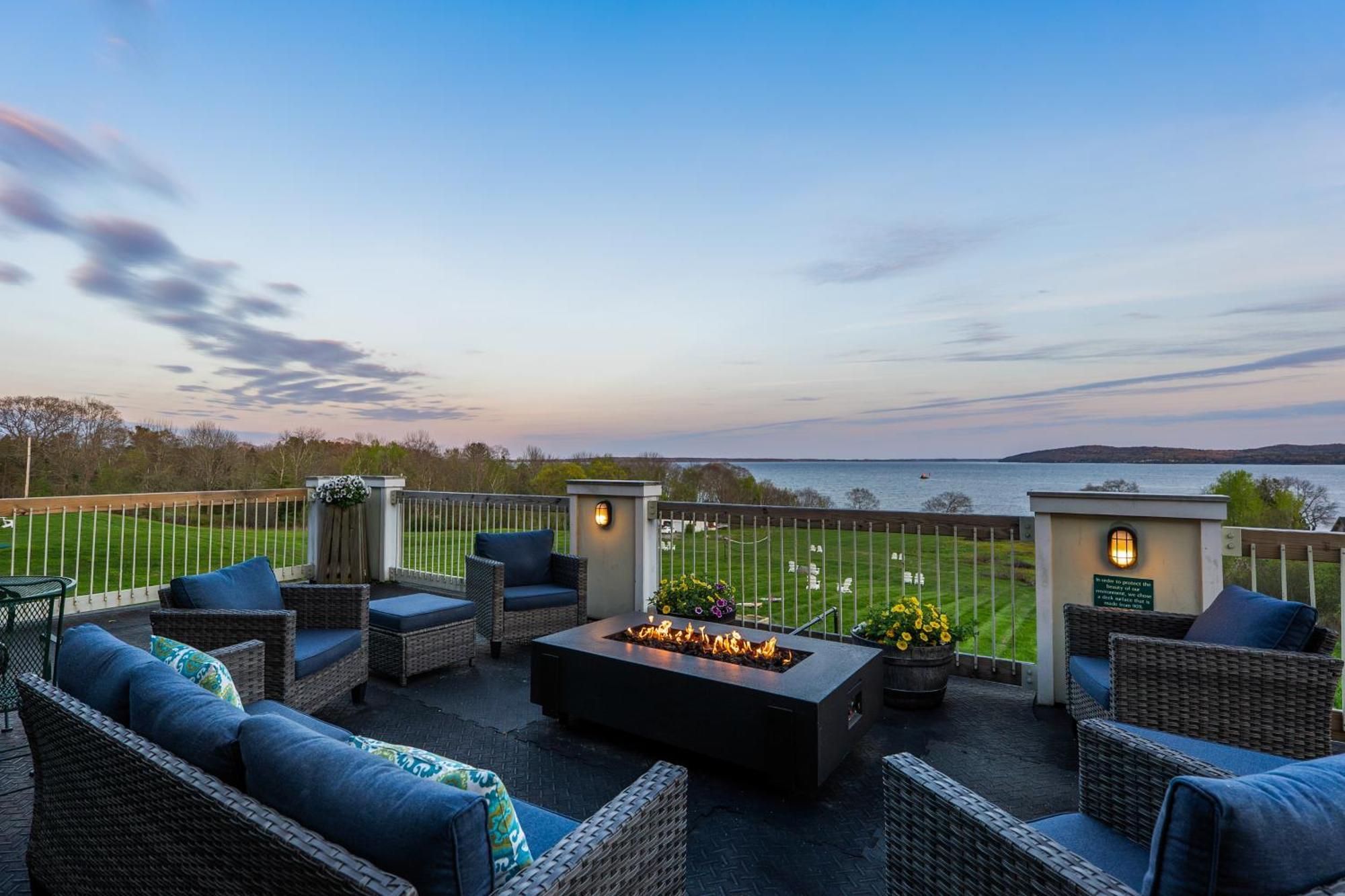 Fireside Inn, Ocean'S Edge Belfast Zewnętrze zdjęcie
